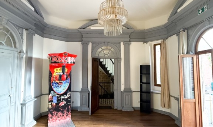 Location maison type Manoir - Loft à Paris 270 €