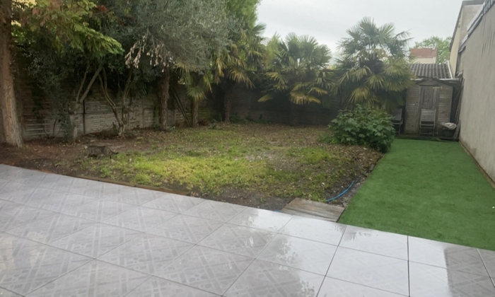 RENTAL LIVING ROOM HOUSE +100M2 WITH ITS GARDEN €100