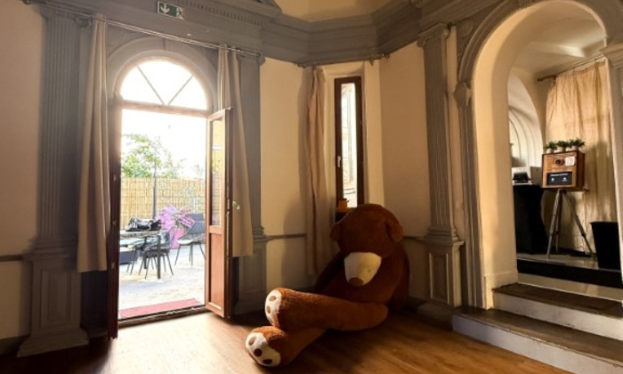 Location maison type Manoir - Loft à Paris 270 €