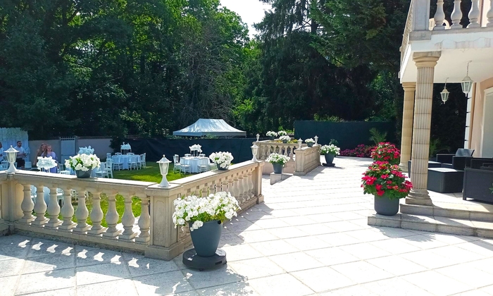 Jardin et terrasses pour évènements privés €130