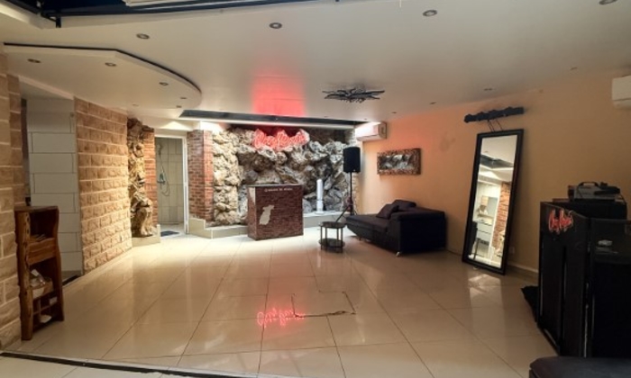 Location maison type Manoir - Loft à Paris 270 €