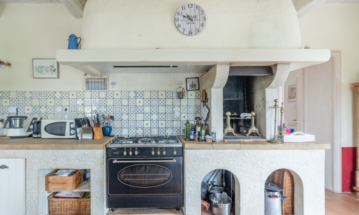 Magnifique gîte entier avec piscine et vue 36 €