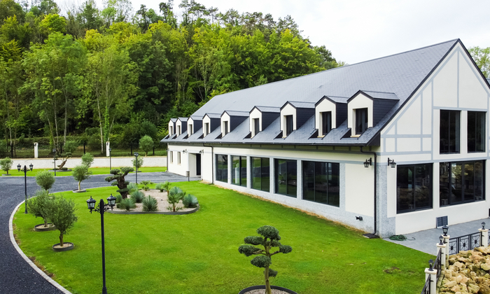 Luxury villa with pool & sauna ideal for an unforgettable event €400