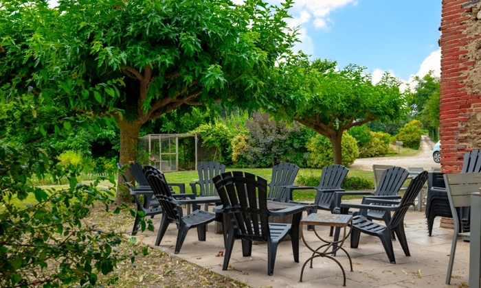 Magnifique gîte entier avec piscine et vue 36 €