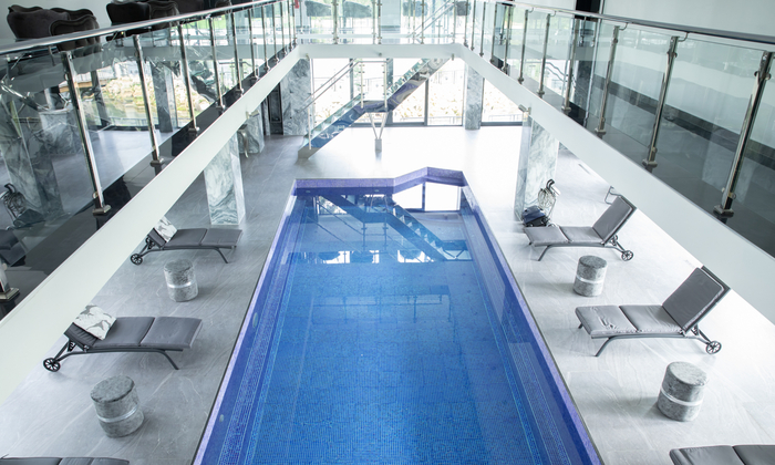 Luxury villa with pool & sauna ideal for an unforgettable event €400