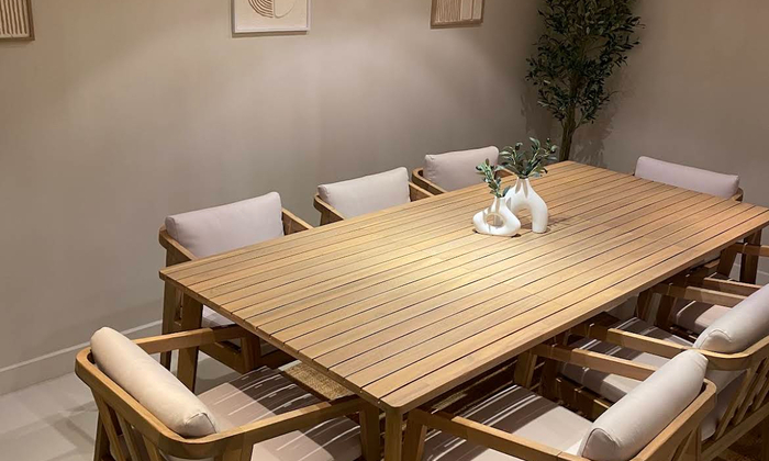 Bel espace refait à neuf avec cuisine – Berri / Champs-Élysées €130