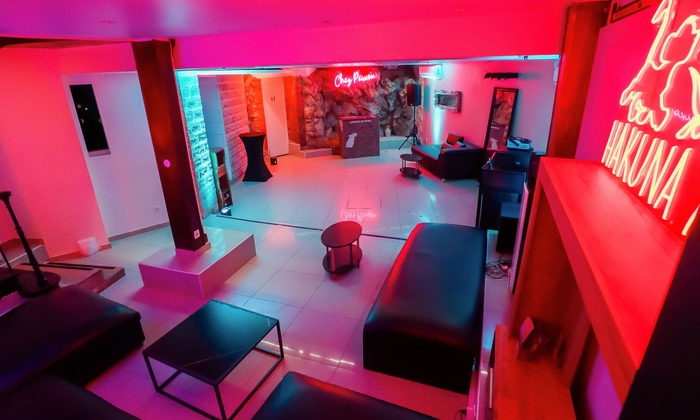 Location maison type Manoir - Loft à Paris 270 €