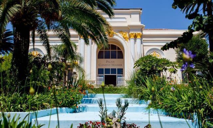 Palais Clément Massier à Cannes 550 €