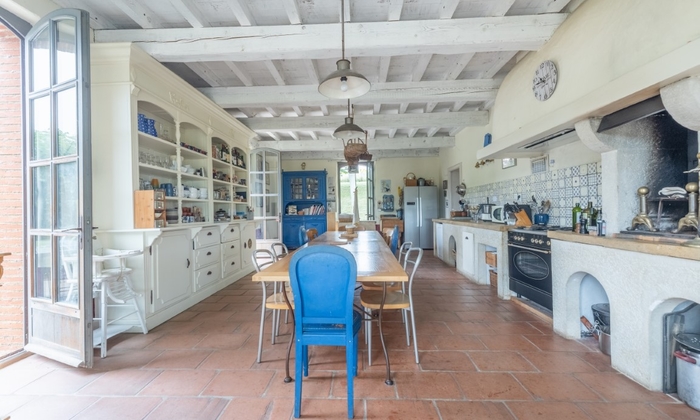 Magnifique gîte entier avec piscine et vue 36 €