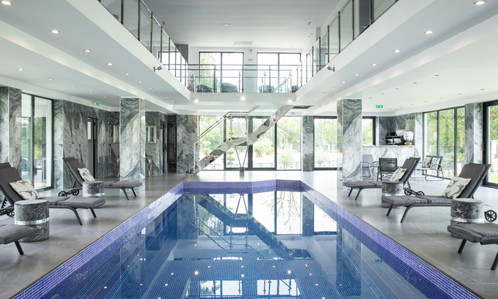 Luxury villa with pool & sauna ideal for an unforgettable event €400