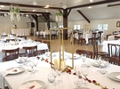 Large fully equipped reception room €17