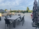 Terrasse de 106 M2 avec vue rivière €120